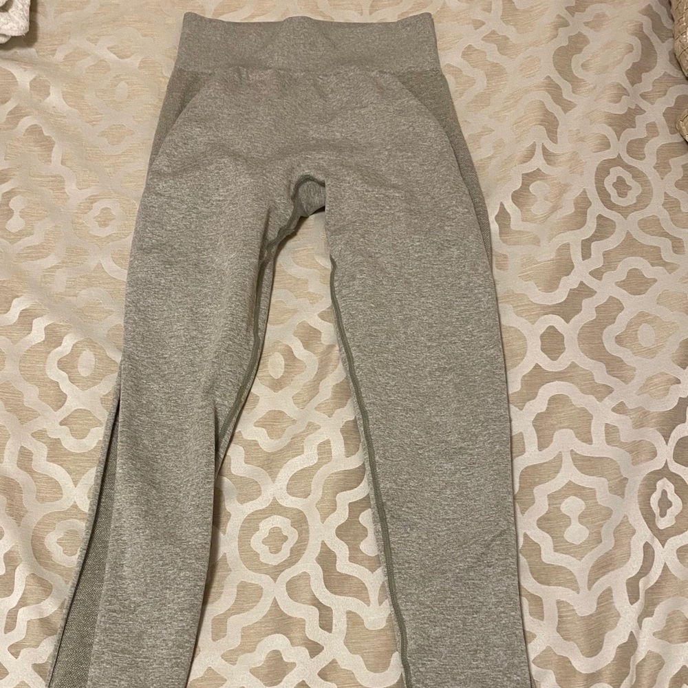 Khaki Gym Shark Leggings